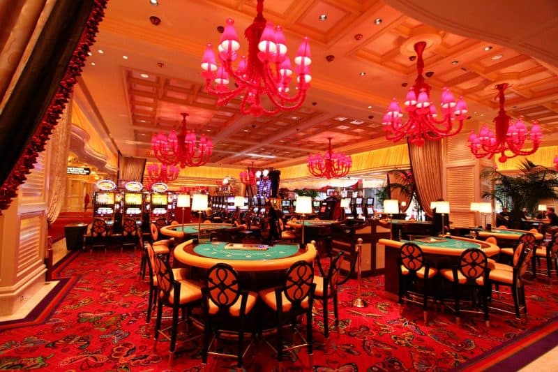 Kazanma Ritüeli: Casino'da Psikolojik Dengeler