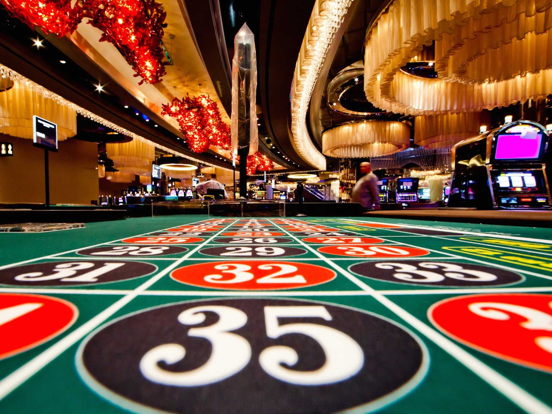 Poker Turu: Strateji ve Deneyim Değişimi